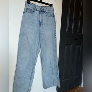 H&M high rise wide leg Jean